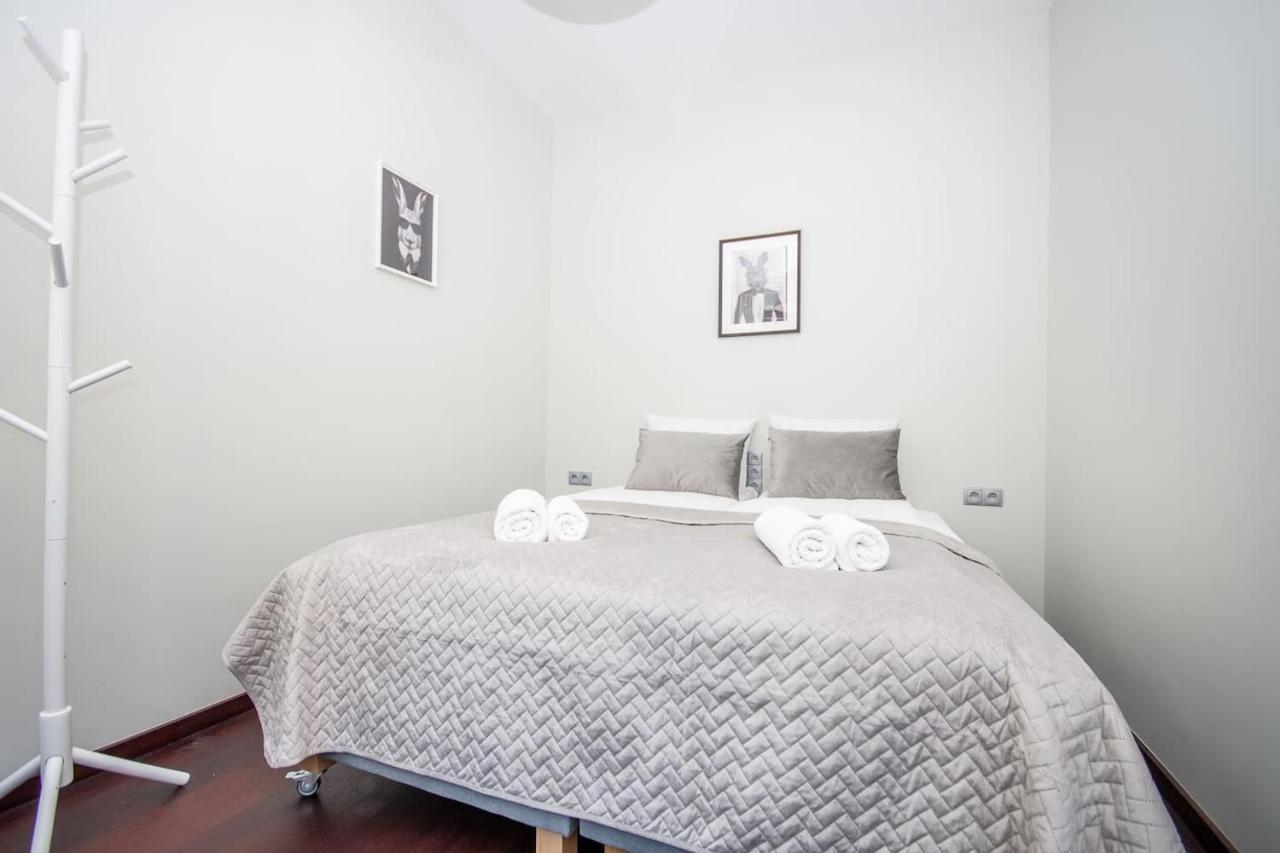 Inpoint 2-Bedrooms Apartment With Private Garden And Free Parking Cracovie Extérieur photo